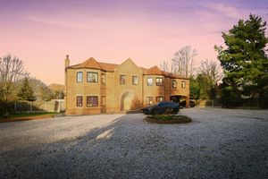 Photo 10- click for photo gallery